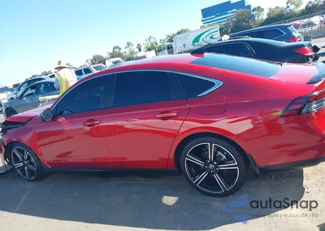 2024 Honda Accord Hybrid Sport z USA, uszkodzony, nr VIN 1HGCY2F57RA054456